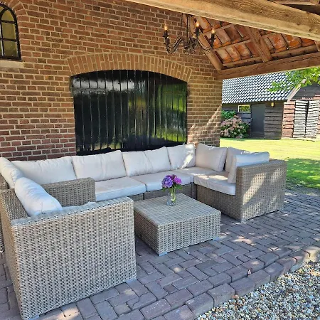 Veluwse Boerderij Wekerom